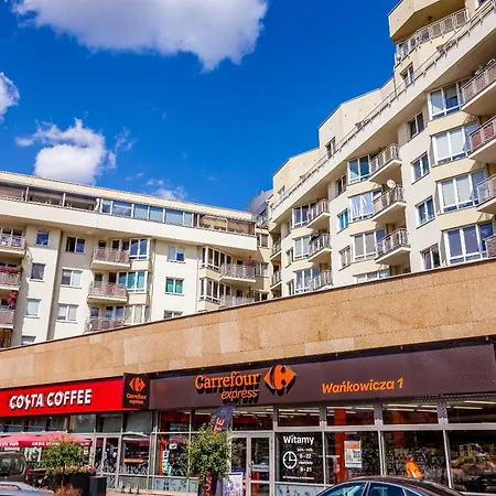 Apartment Kabaty 1 *